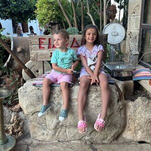 Meet your Posher, Sienna’s closet